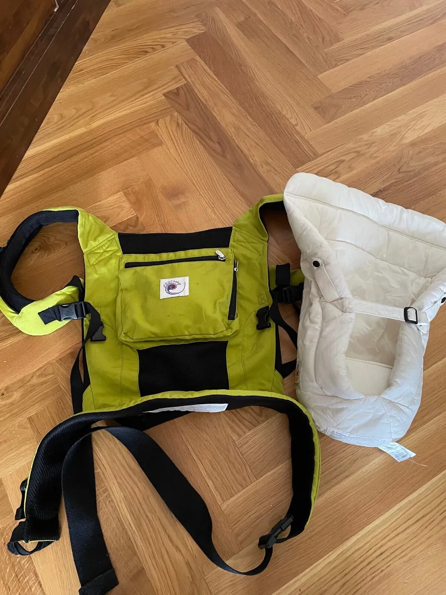 Baby carrier - Image 1