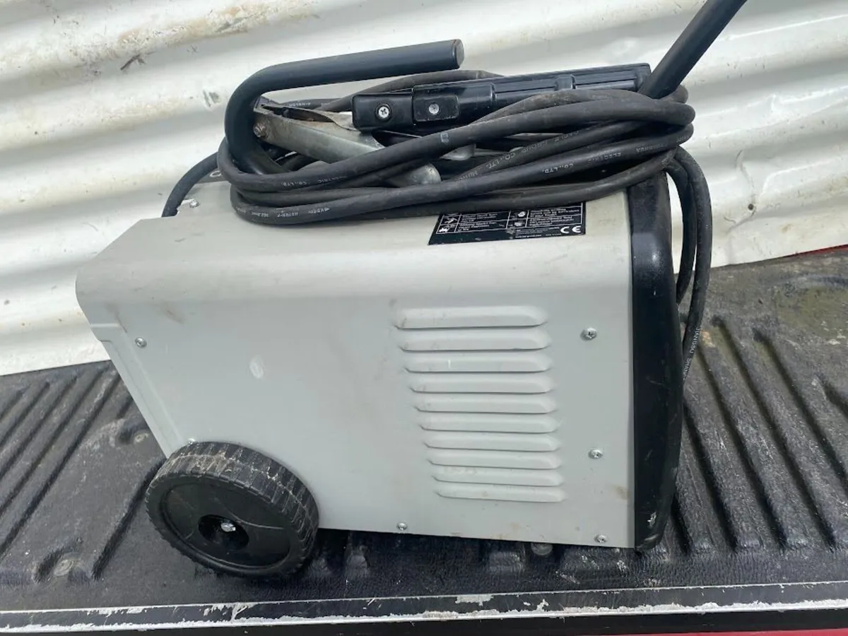 Sip Weldmate T1211p Arc Welder - Image 2