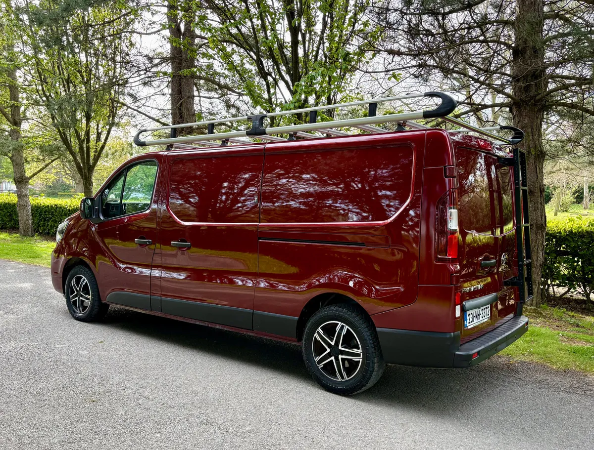 Nissan Primastar Auto 2023 DOE 4/27 - Image 2