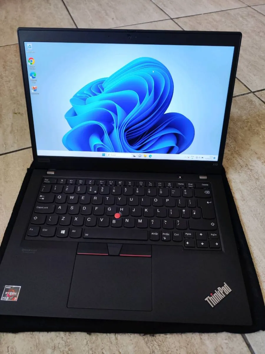Lenovo Thinkpad X13 - Image 1