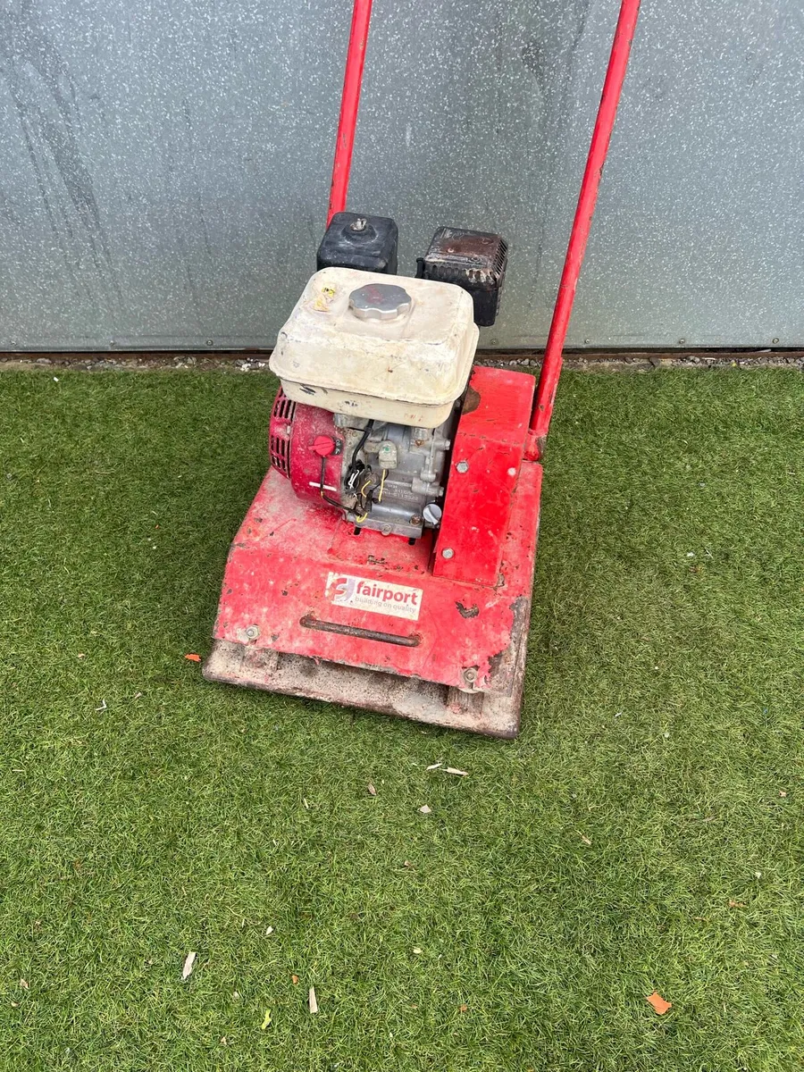 Wacker 20 x 18 inch Compactor Plate - Image 2