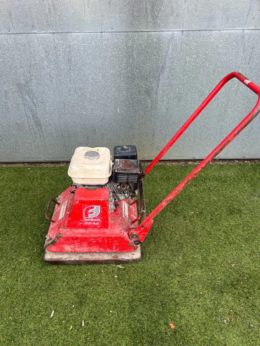 Wacker 20 x 18 inch Compactor Plate - Image 3