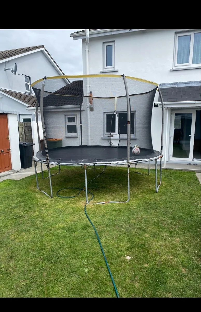 Trampoline