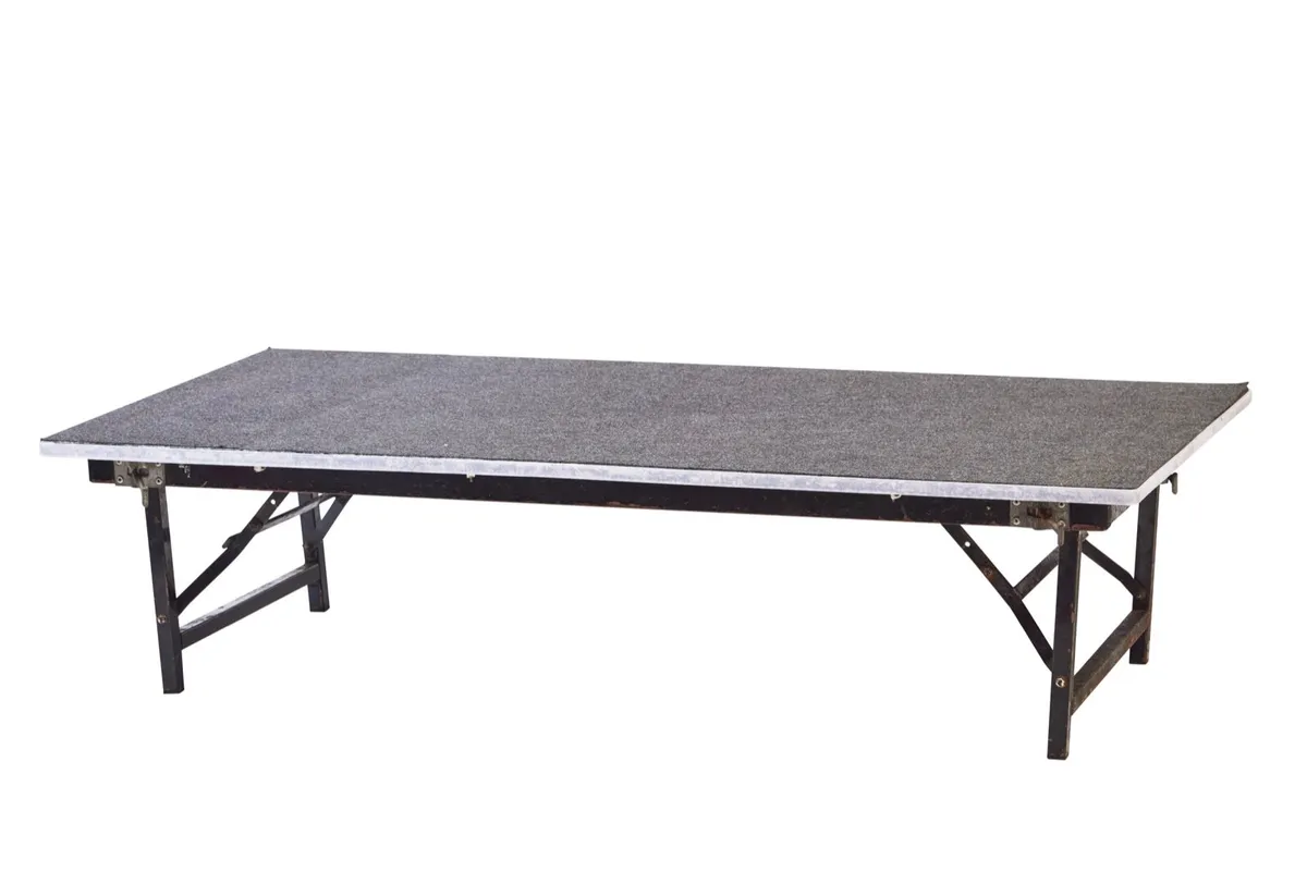 Stage sections and garden chairs - Image 1