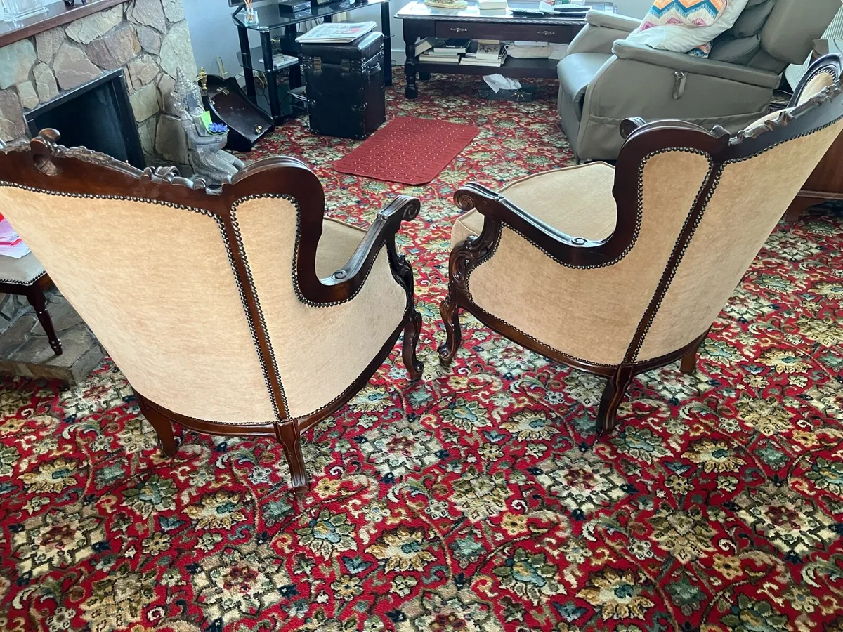 Victorian/rococo revival style sofa - Image 4