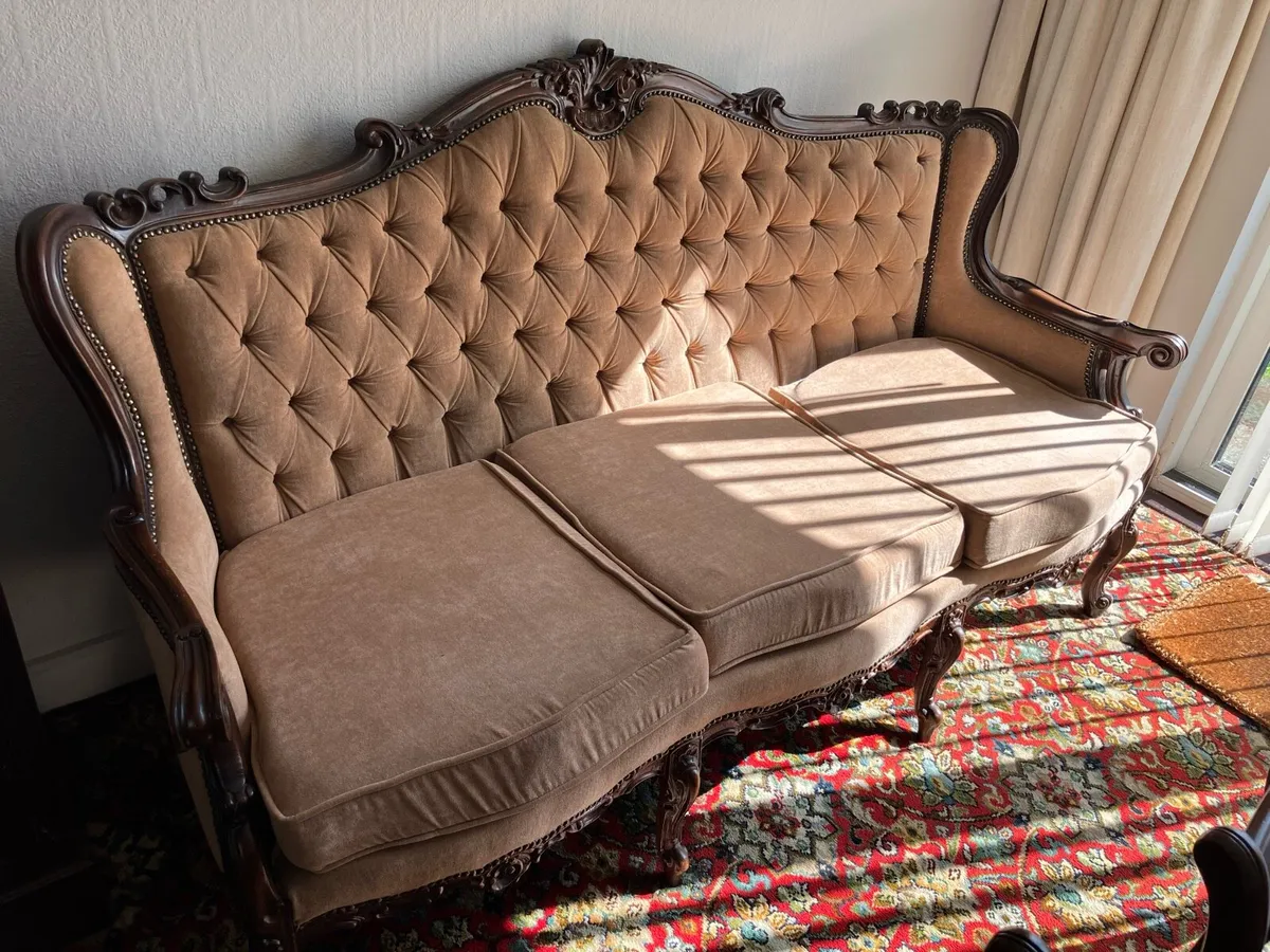 Victorian/rococo revival style sofa - Image 1