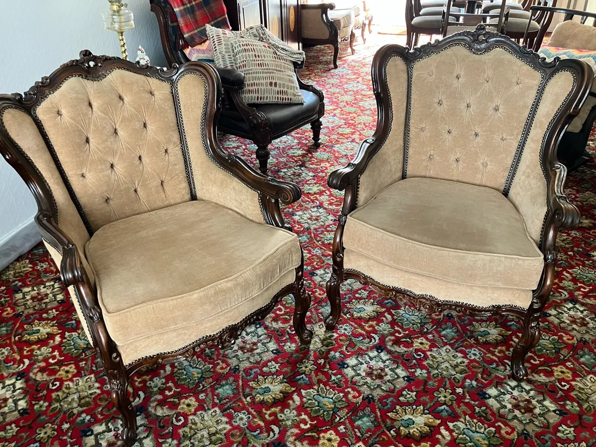 Victorian/rococo revival style sofa - Image 2