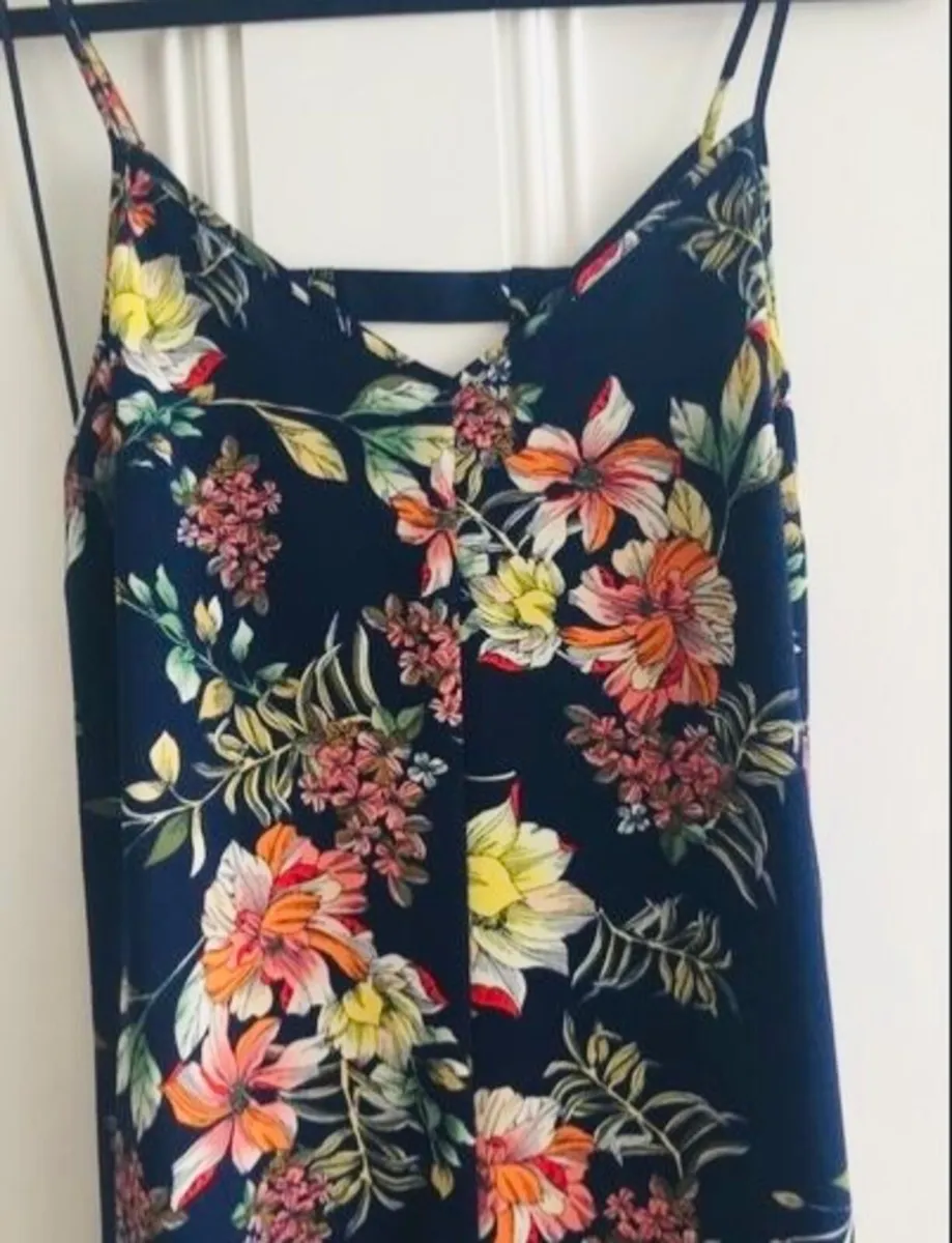 Gorgeous Floral Jumpsuit: Size 10  As new - Image 2