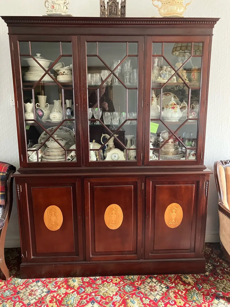 mahogany display cabinet / sideboard, - Image 1