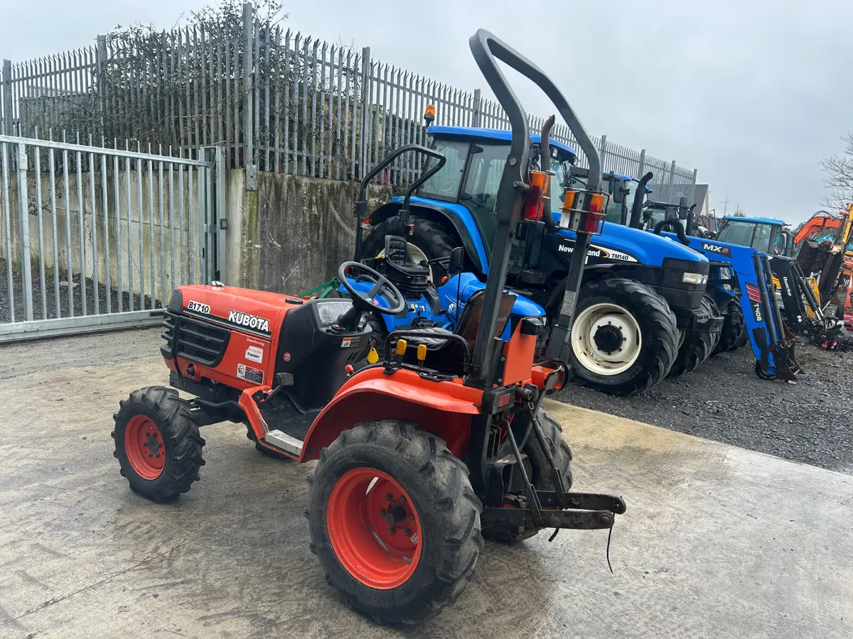 Kubota B1710 Compact Tractor - Image 3