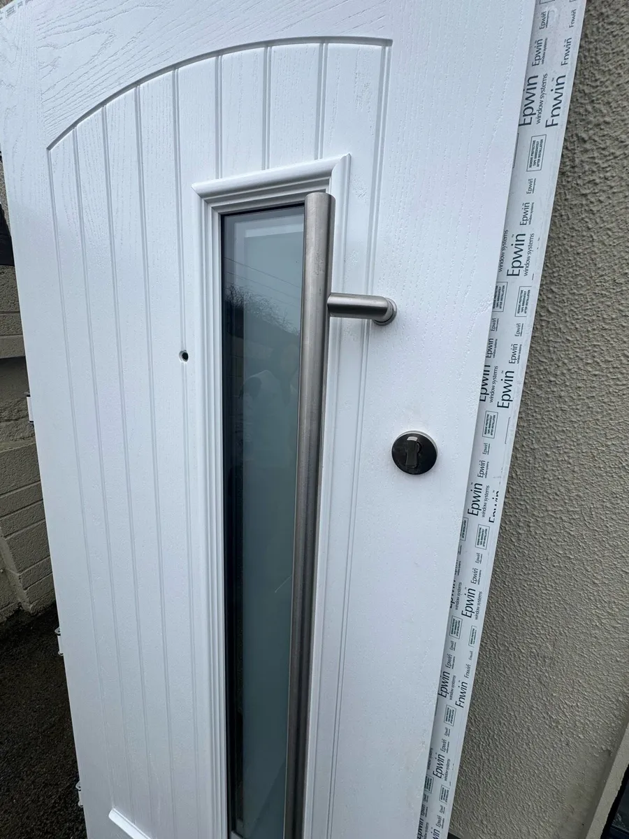 Composite door new. - Image 2