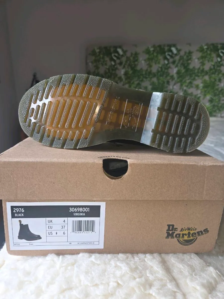 Doc Martens 2976 Victoria - Image 2