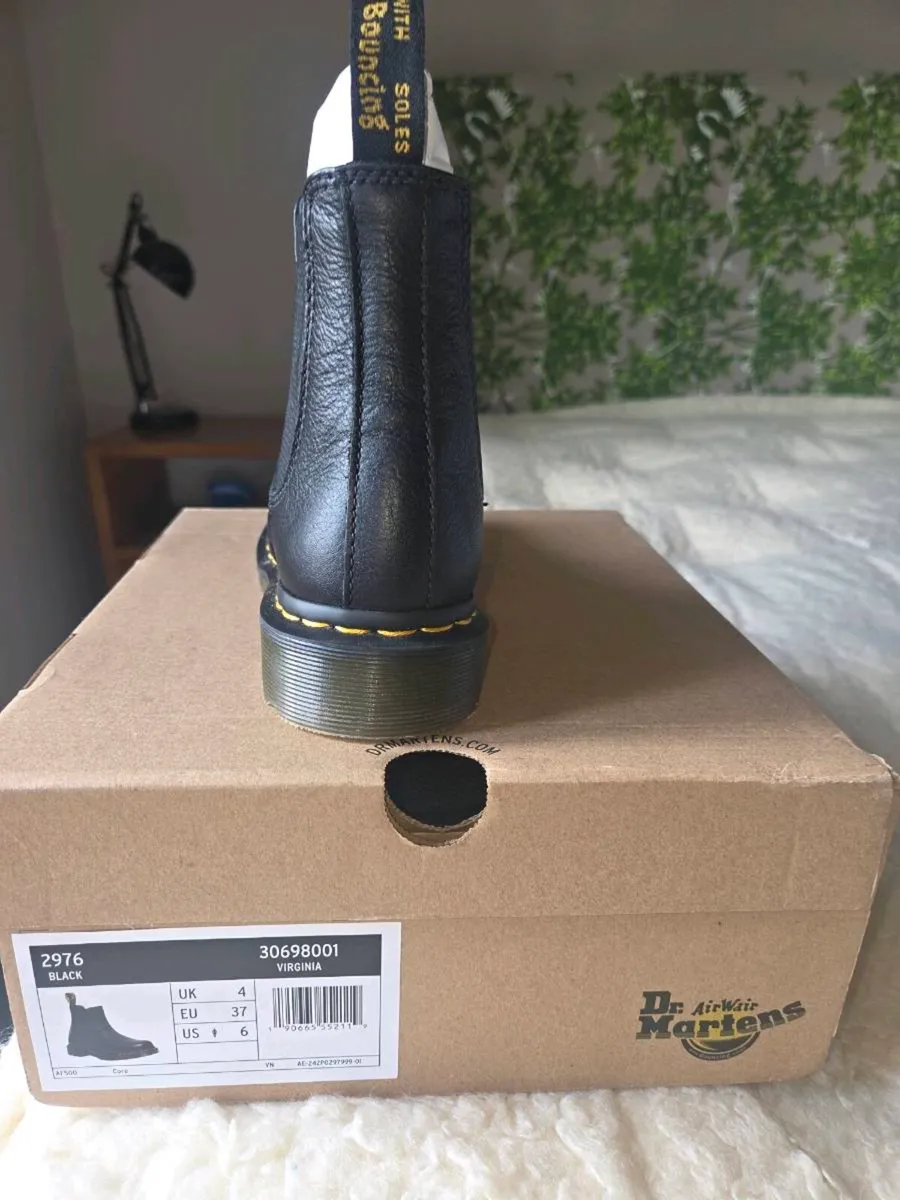 Doc Martens 2976 Victoria - Image 4