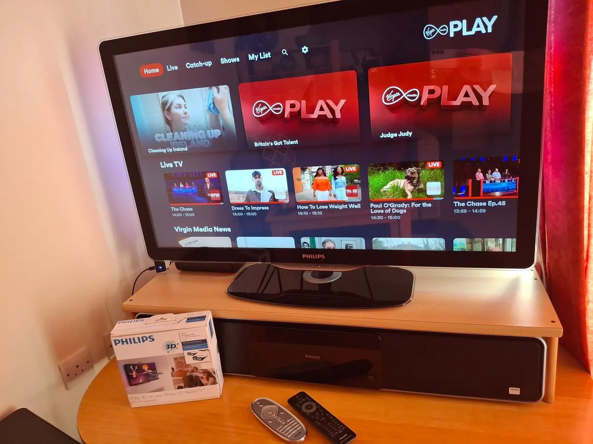 Philips LED TV 40'' with Ambilight Spectra 2- full - Image 1