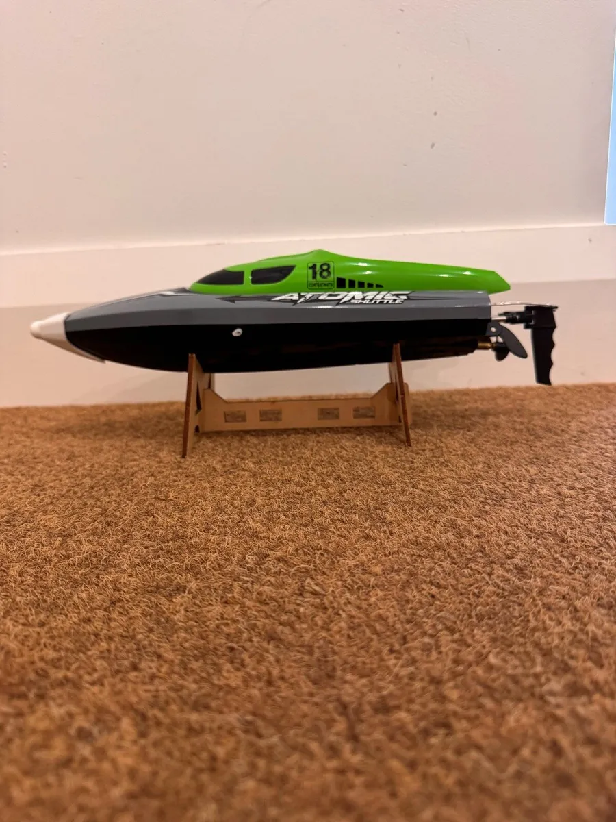 Rc Boat - Image 3