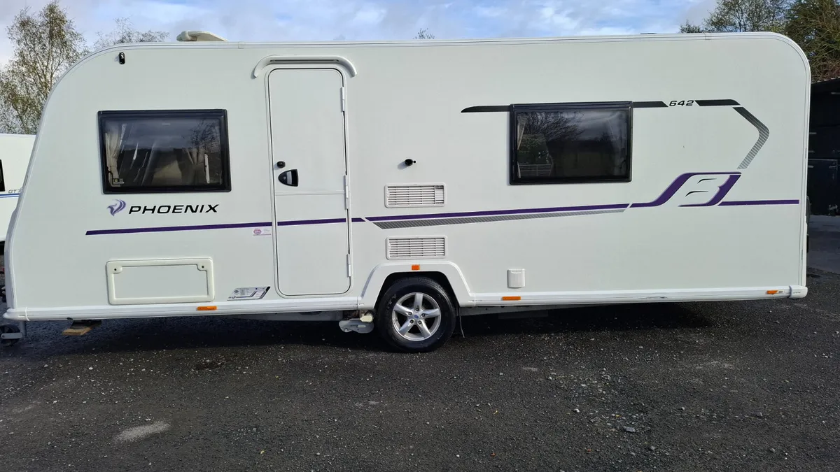 Bailey Phoenix 4 Berth Caravan - Image 1