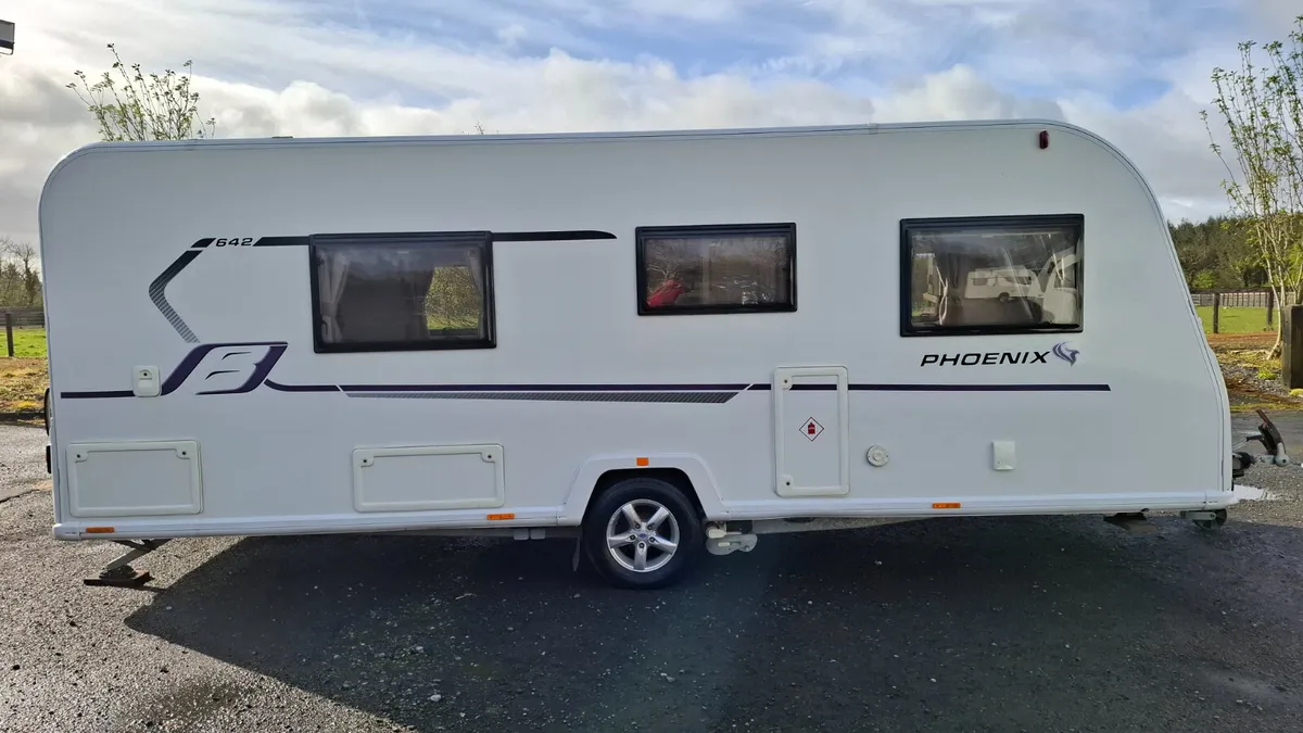 Bailey Phoenix 4 Berth Caravan - Image 3