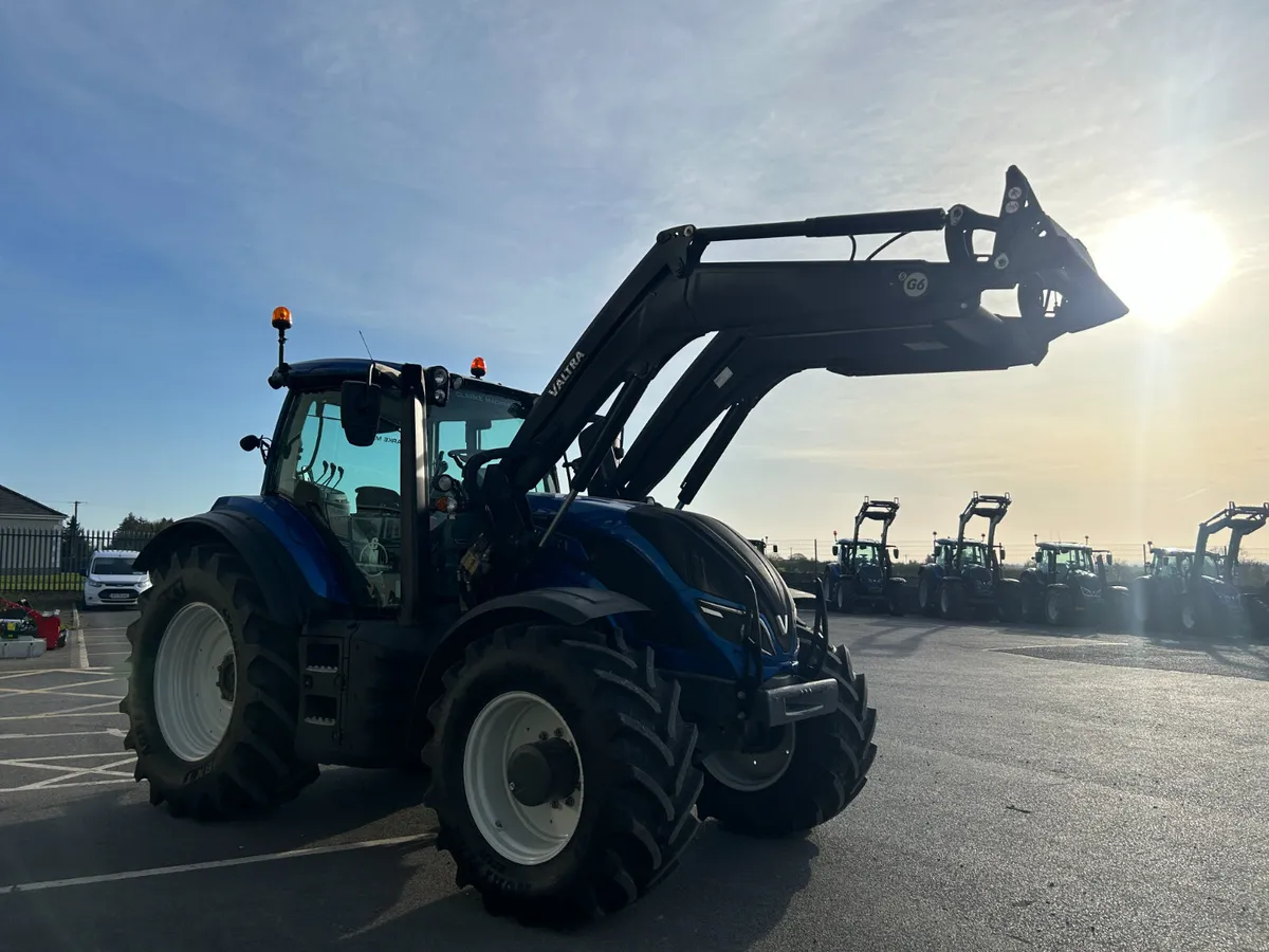 Valtra T154 G6s Loader - Image 4