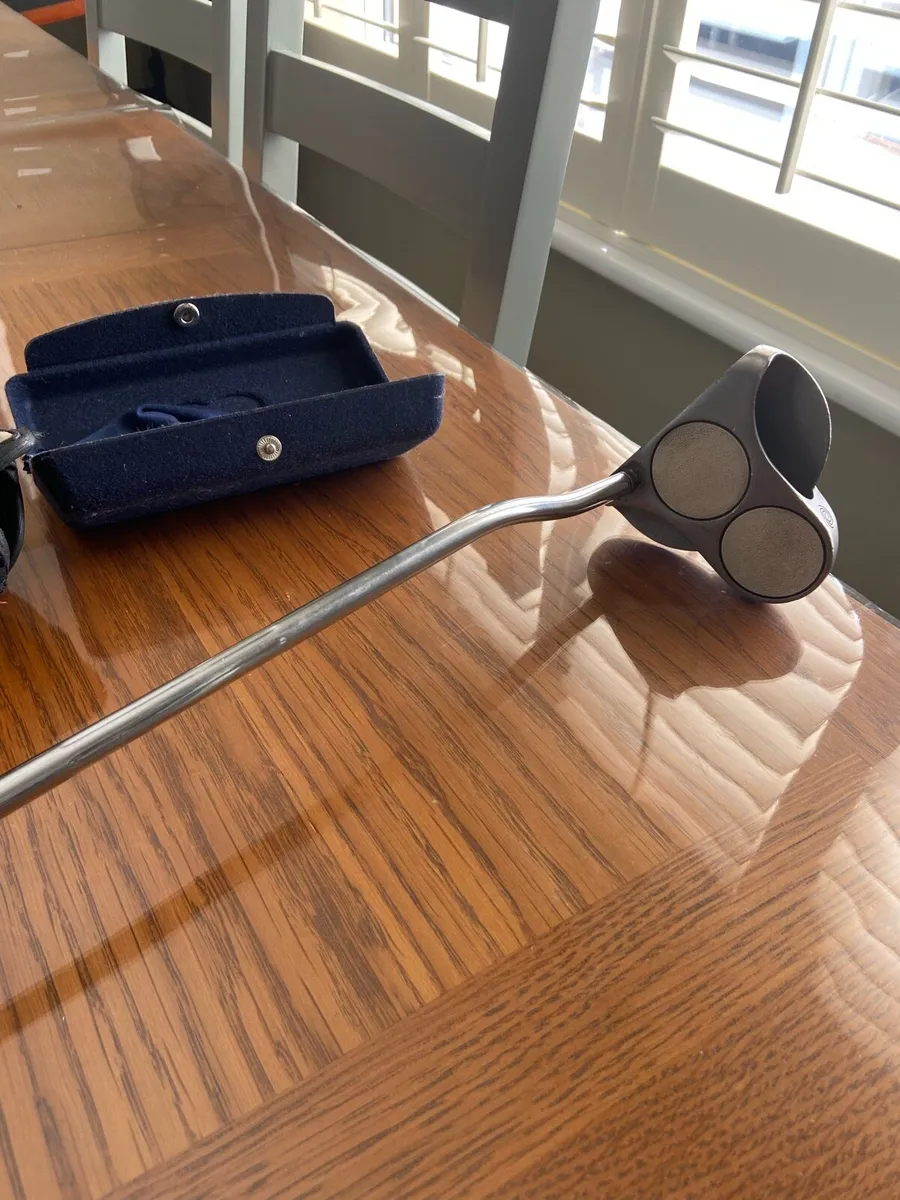 Golf putter - Image 2