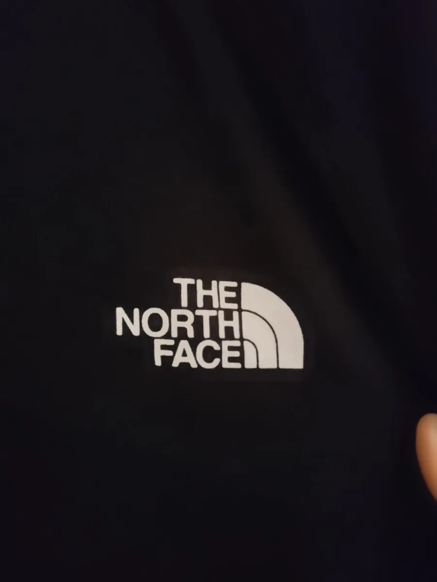 The North Face Mt Everest T shirt L New - Image 4