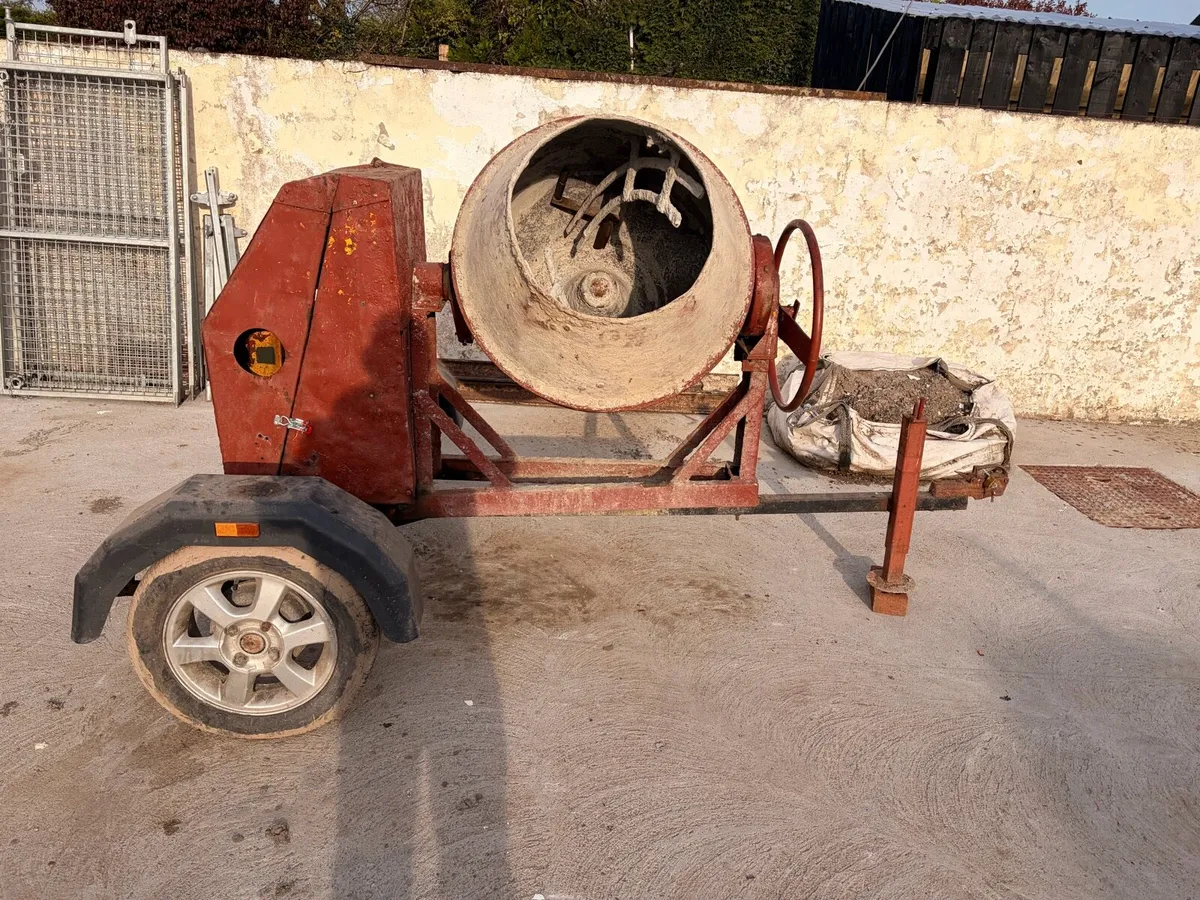 DIESEL CEMENT MIXER - Image 1