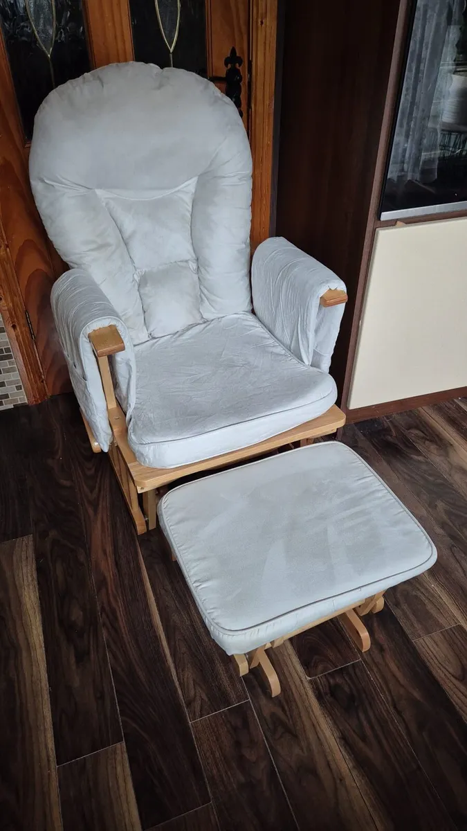 Rocking Nursing Chair with Reclining Position - Image 2
