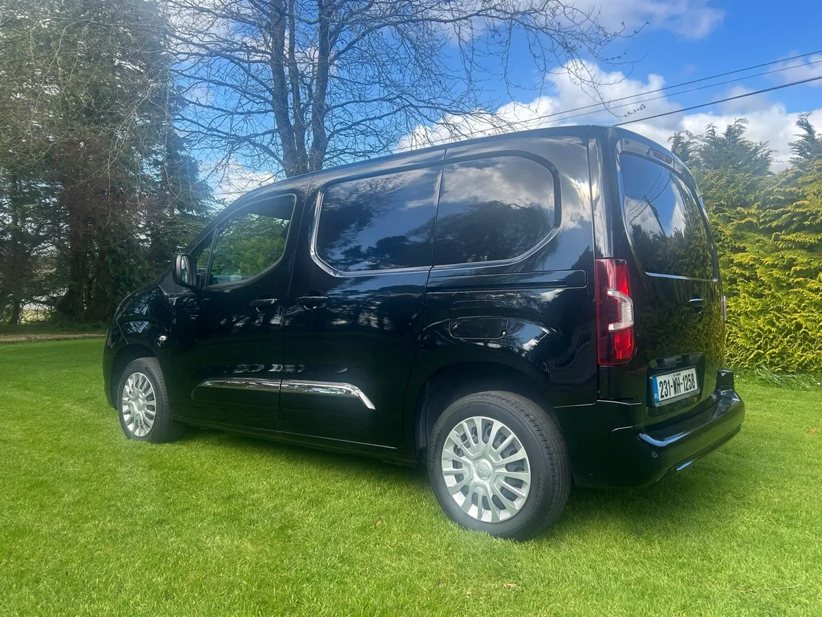 2023 Toyota Proace City GX 1.5 SWB + VAT 1000 KG - Image 3