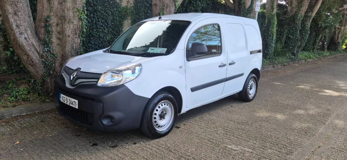 RENAULT KANGOO FOR SALE. CLEAN. NEW DOE - Image 1