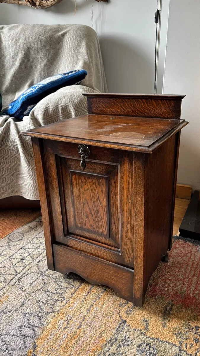 Antique oak coal scuttle - Image 1