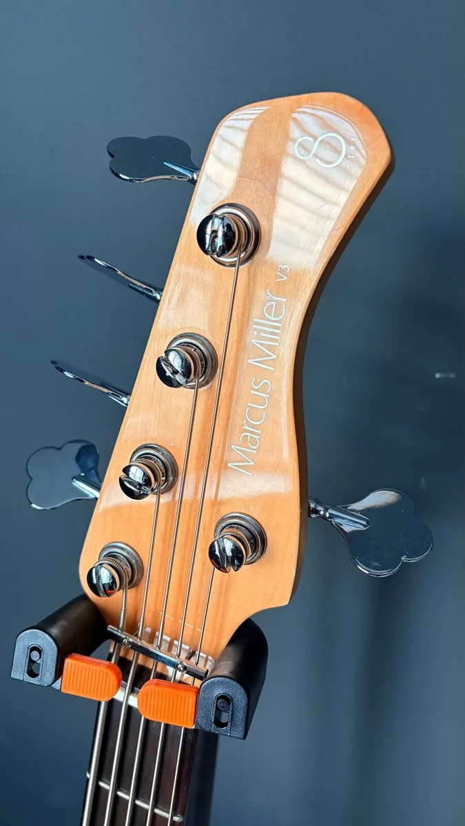 Marcus Miller Sire V3-5 (2nd Gen) Mahogany Red - Image 2