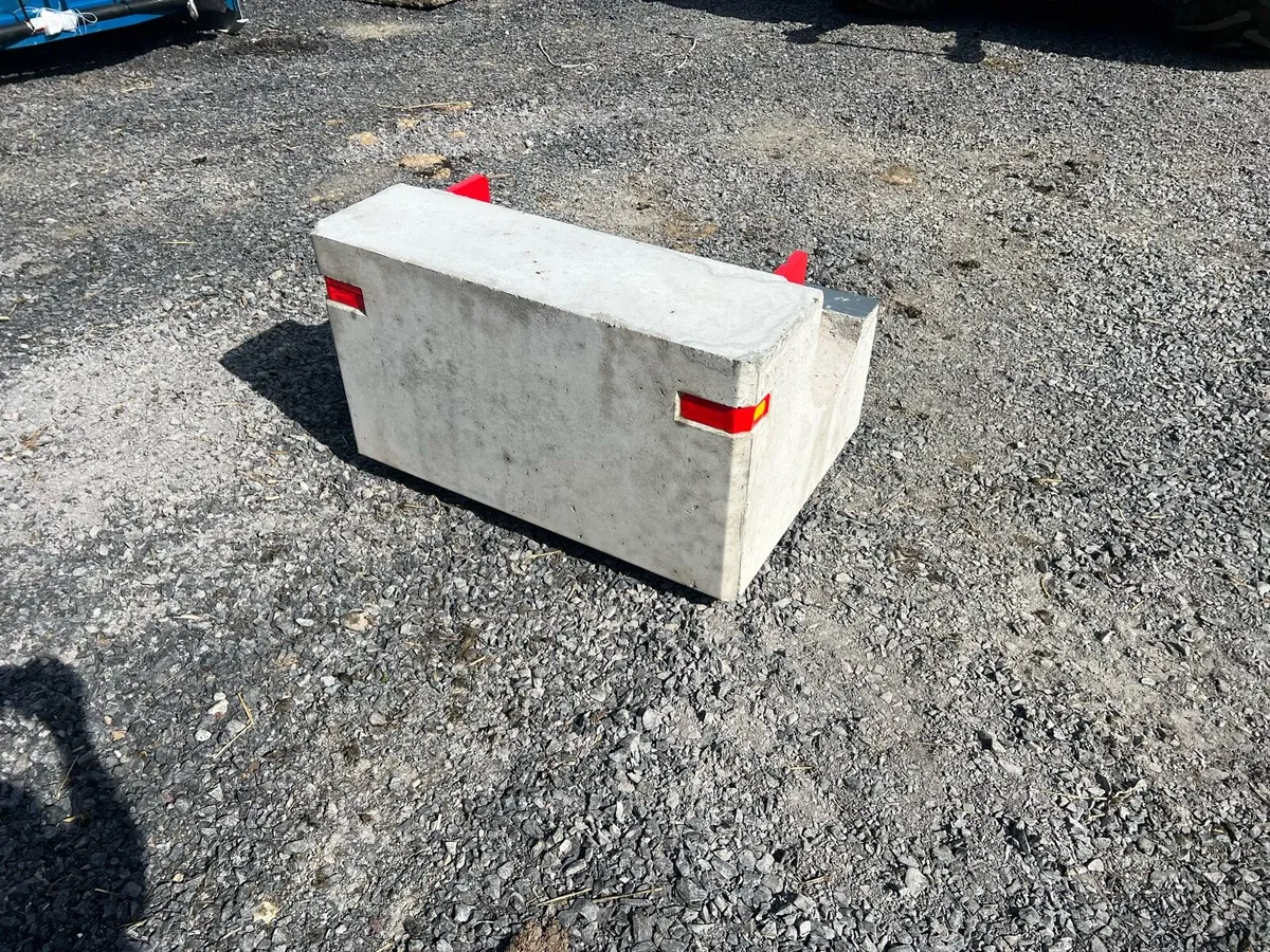 New 750-900kg weight block - Image 2