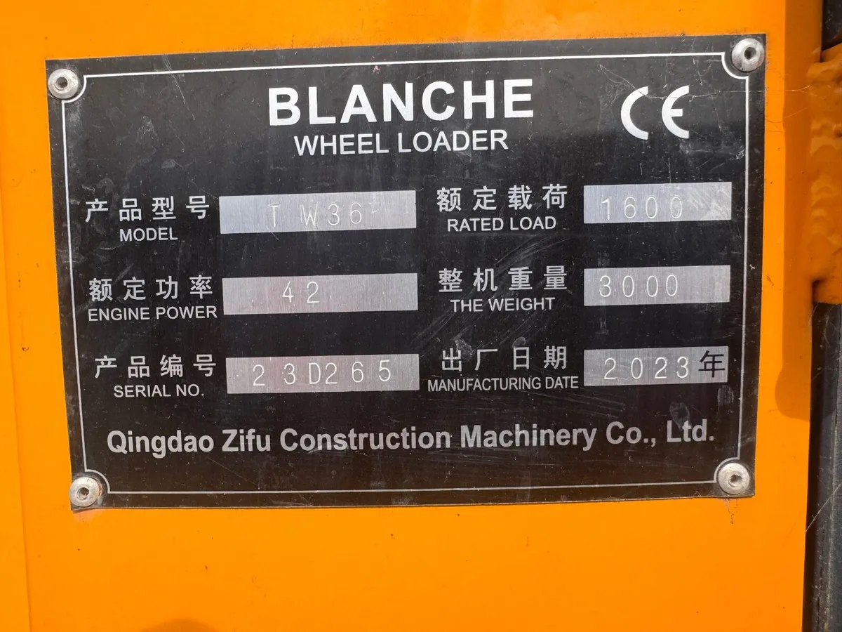 Blanche Wheeled Loader - Image 2