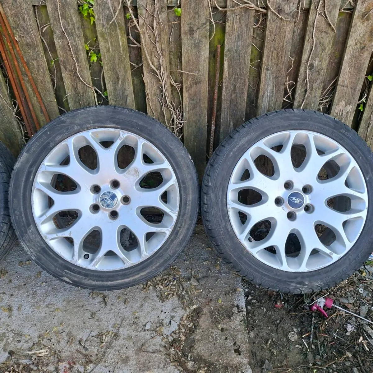 Ford focus 17 alloys - Image 3