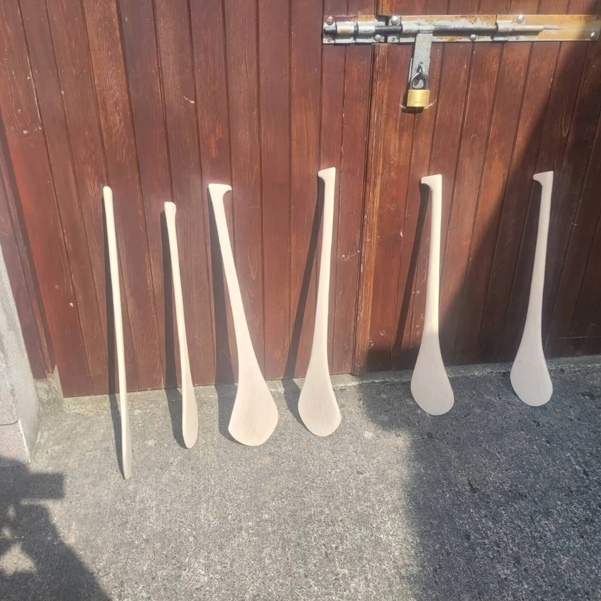 Hurleys - Image 2