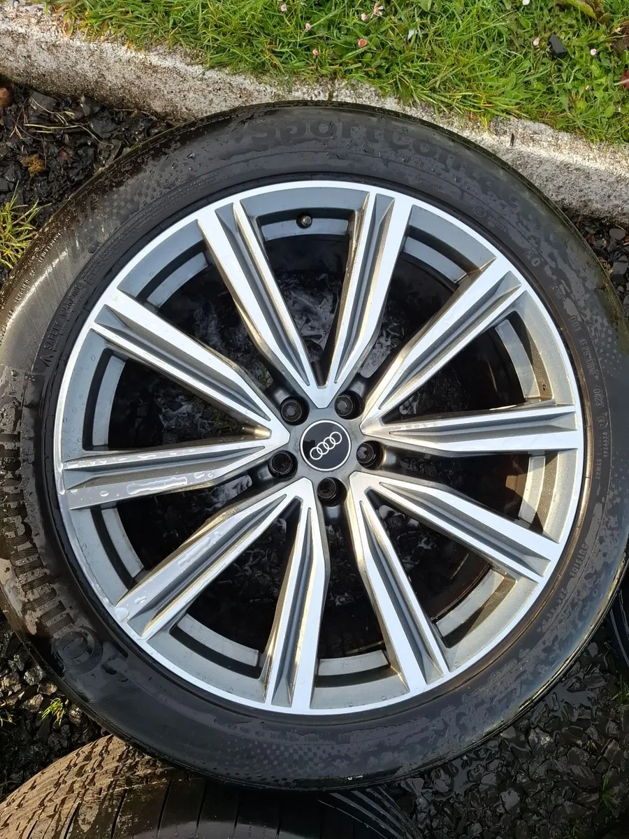21" Genuine Audi Q8 S Line Alloys with tyres - Image 2