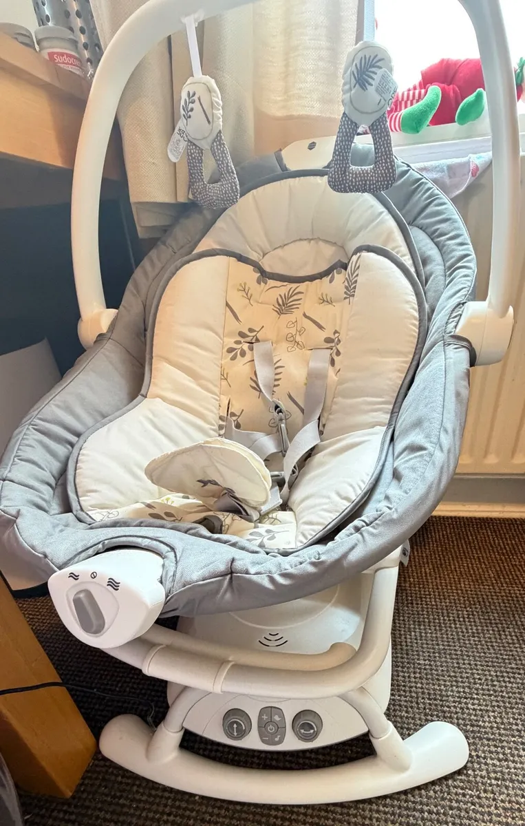 Baby swing - Image 2