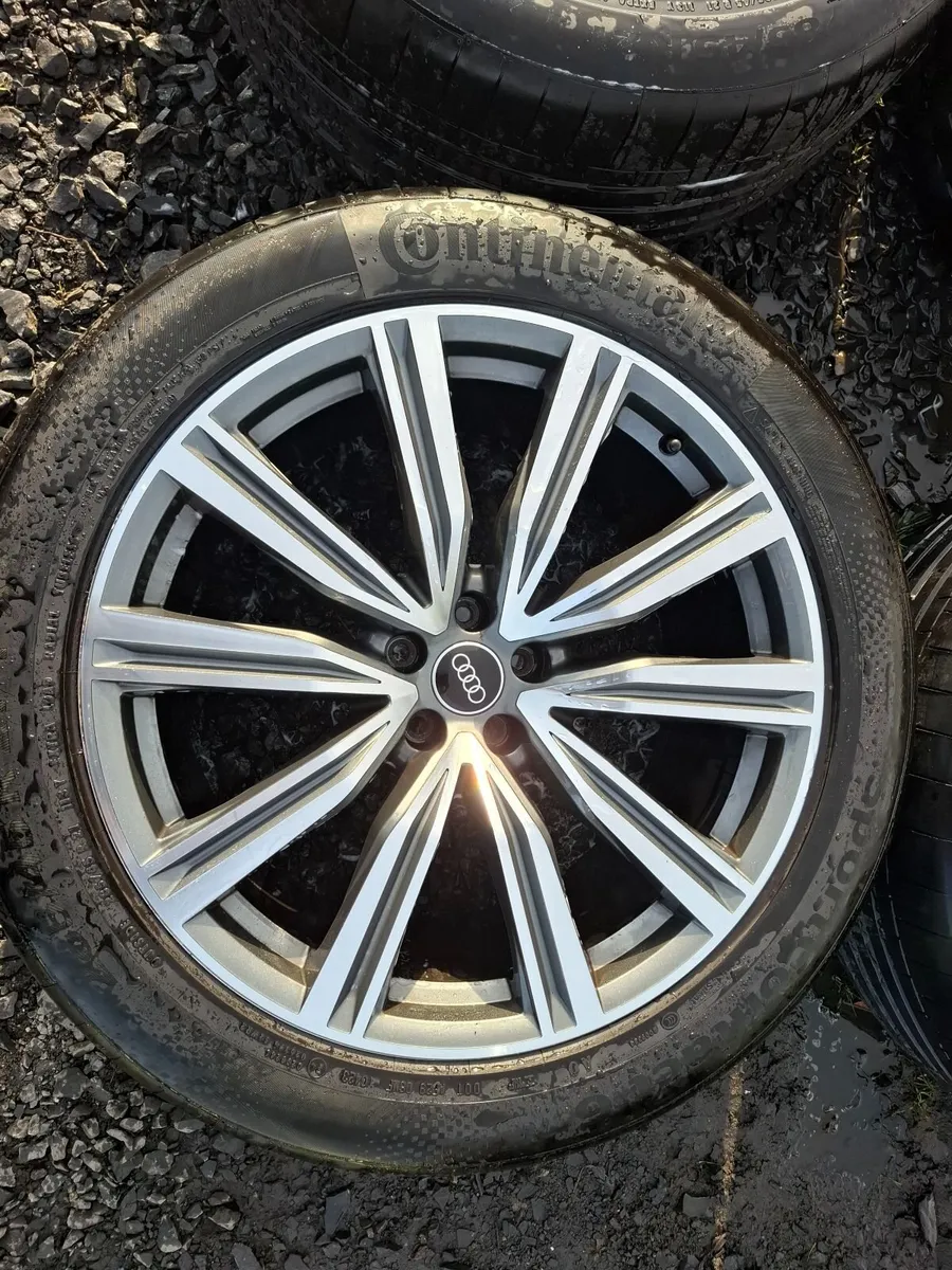21" Genuine Audi Q8 S Line Alloys with tyres - Image 4