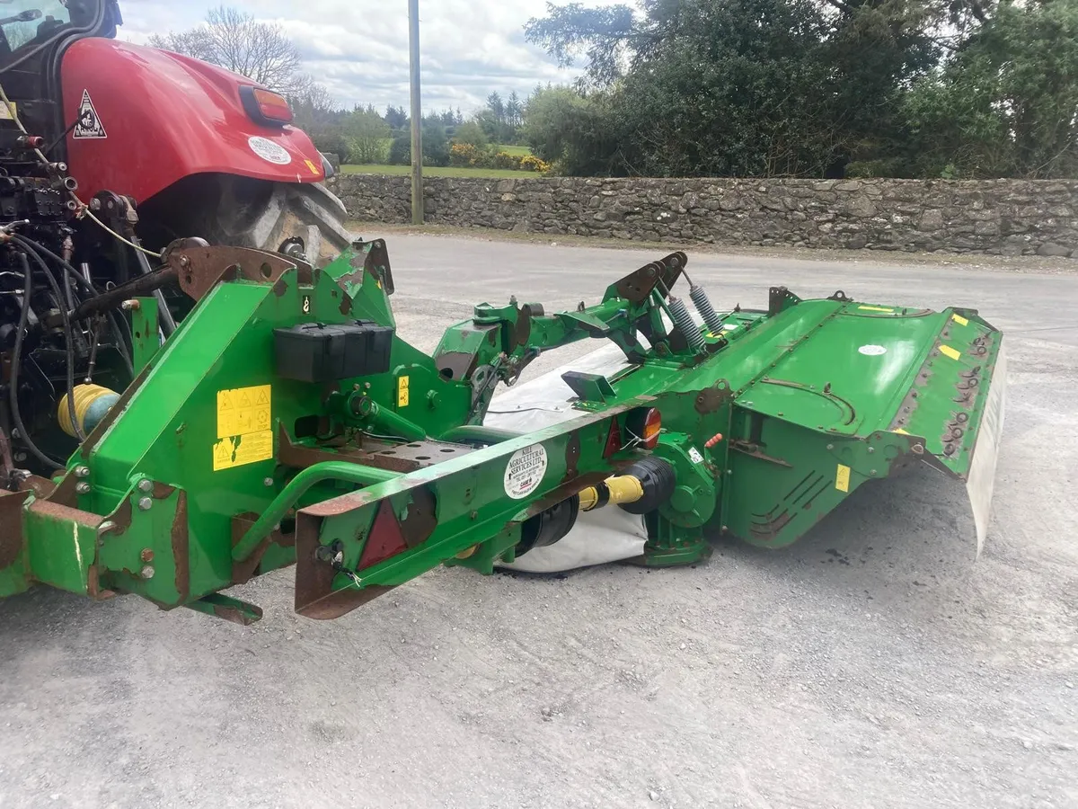 2017 McHale R3100 Rear Conditioner Mower 25214 - Image 4