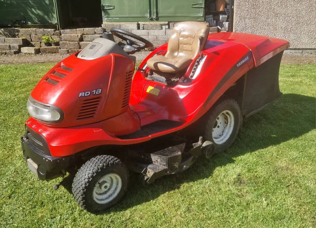 YANMAR 48 INCH CUT 3 CYLINDER DIESEL MOWER - Image 1