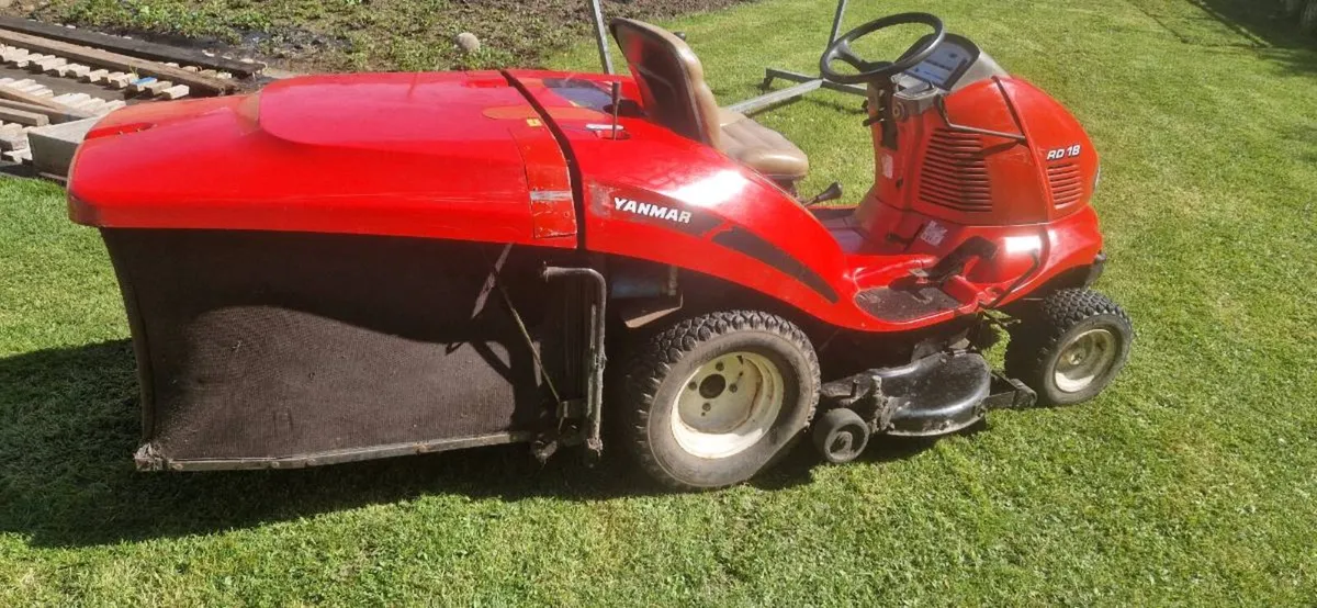 YANMAR 48 INCH CUT 3 CYLINDER DIESEL MOWER - Image 3