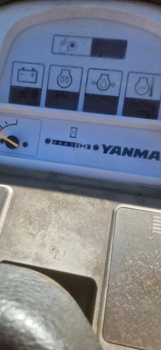 YANMAR 48 INCH CUT 3 CYLINDER DIESEL MOWER - Image 4