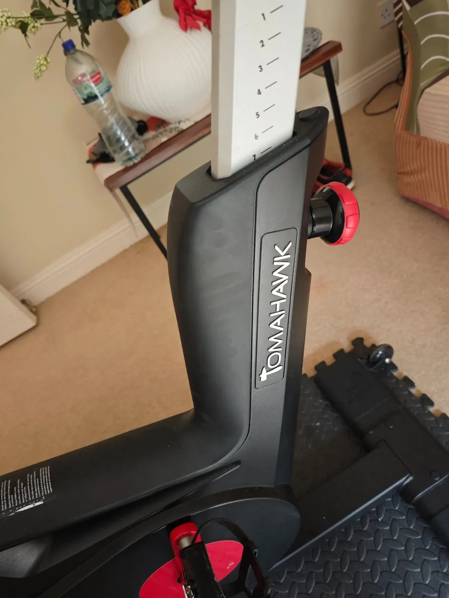 spin bike Tomahawk IC6 - Image 3