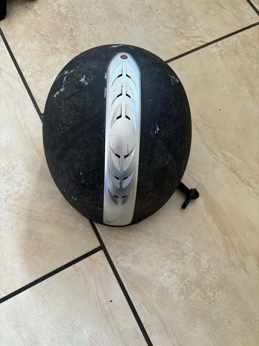 Horse rider tack - Image 2