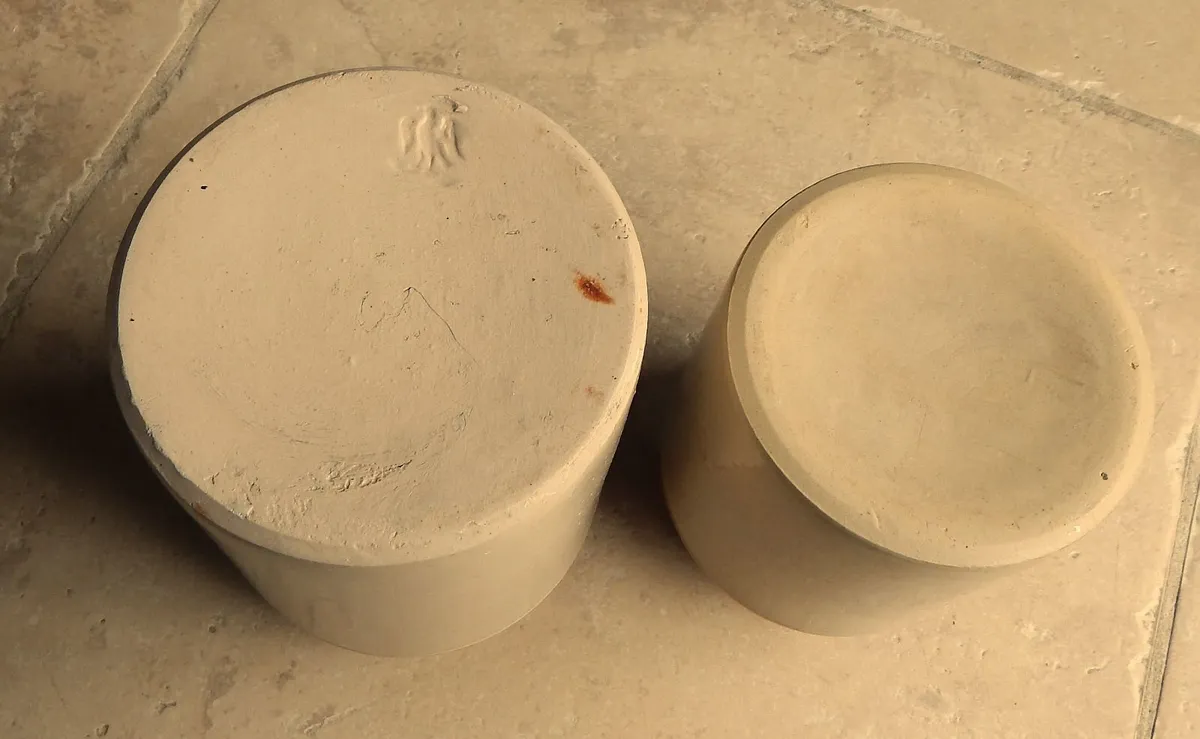2 Salt Glazed Earthenware Storage Jars - Image 4