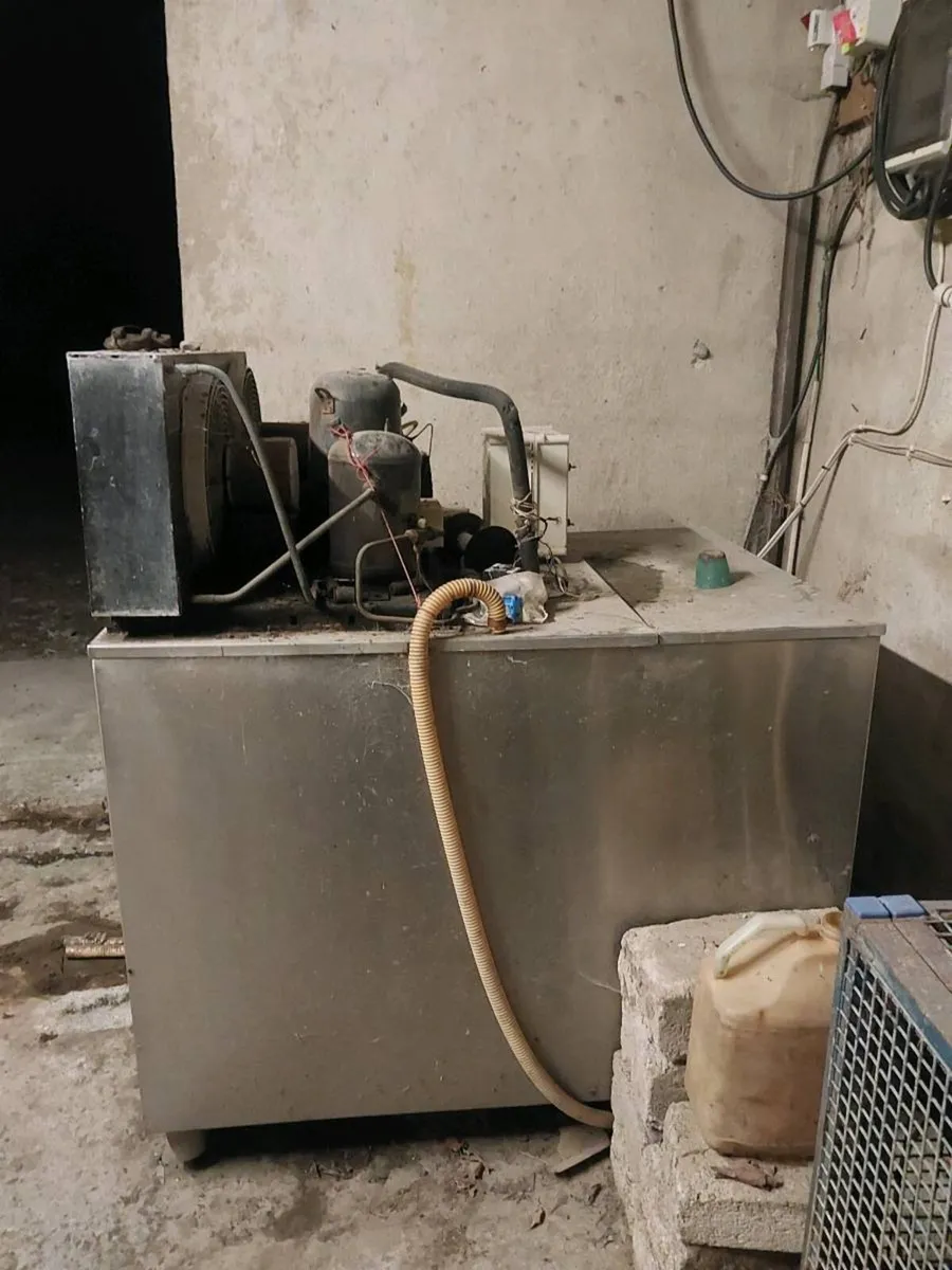 Milking parlour for sale - Image 3