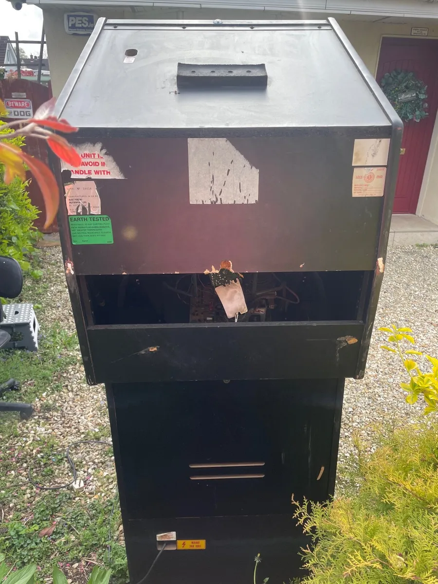 Arcade machine - Image 2