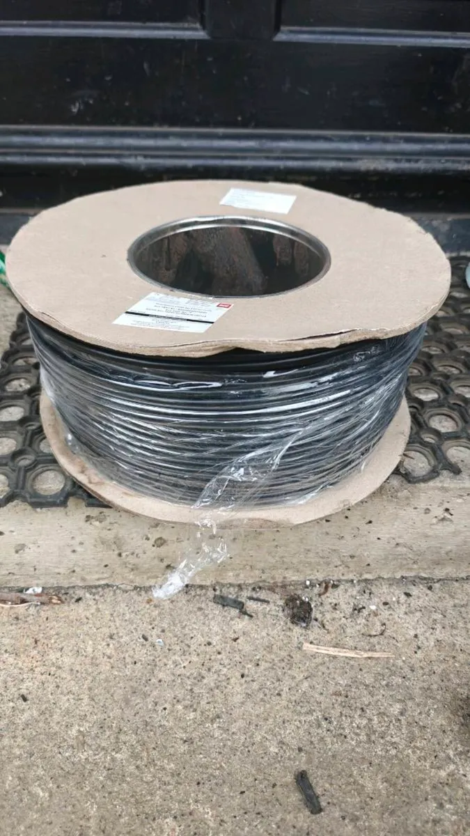 Internet cable 200m Cat5e 4pr - Image 1