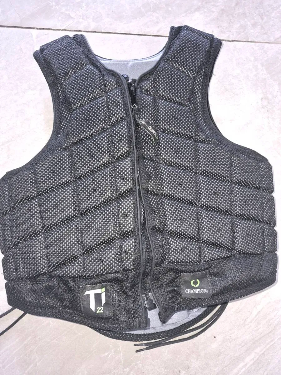 Champion Horseriding Back protector 10 - Image 1