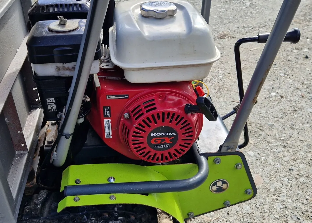 500KG - 1/2 Ton Tracked Dumper - Image 2