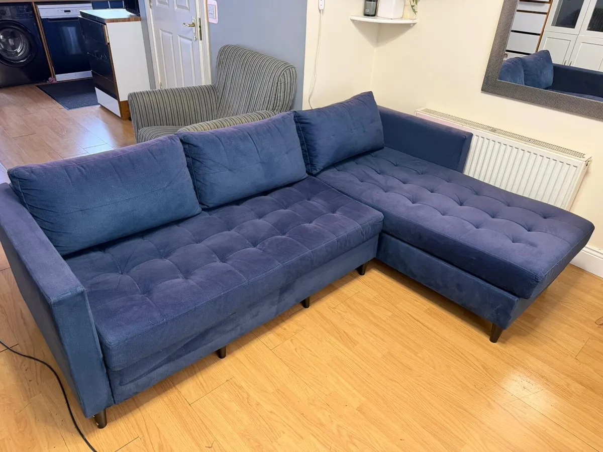 Corner sofa with storage - Image 1
